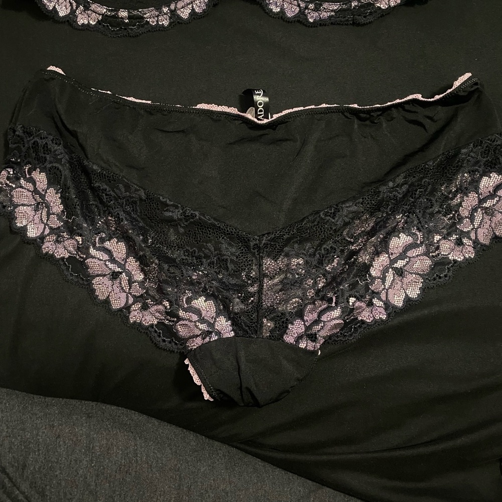 Bra & panty set - Picture 3 of 4